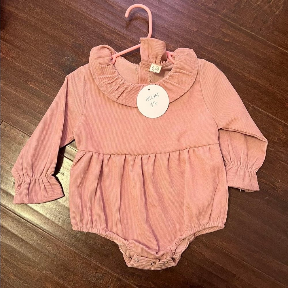 Corduroy like body suit